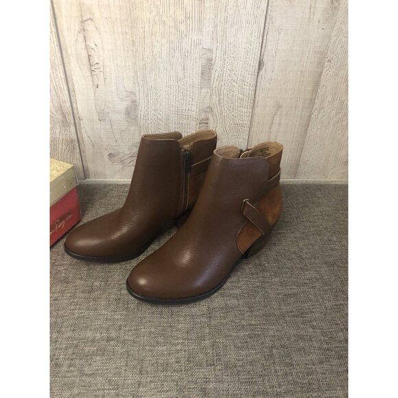 Womens American Rag Ashly Cognac Brown Leather Booties Size 6 1/2 - Picture 3 of 7
